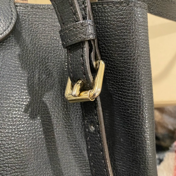 Burberry Black Leather Bucket Bag - Picture 4 of 10
